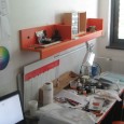 Salut ! J&rsquo;ai réussi à me connecter sur la toile, alors je vais pouvoir te montrer à quoi ressemble désormais mon établi. Pour la petite histoire, j&rsquo;ai emménagé sur Lyon [&hellip;]