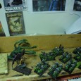 Bonjour, Voici un peu de 10 mm en cours de peinture. L&rsquo;ensemble est bien avancé même si il faut peaufiner les sangs froids, travailler le violet et continuer la chimère. [&hellip;]