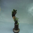Salut, Voici le socle quasiment fini. J&rsquo;ai passé du temps à chercher des teintes qui puissent rappeler la brume, en m&rsquo;attardant sur beaucoup de verts et bleus. La tige est [&hellip;]
